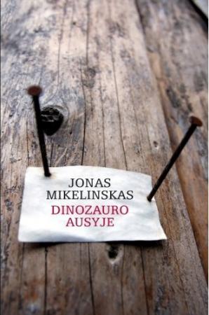 Dinozauro ausyje