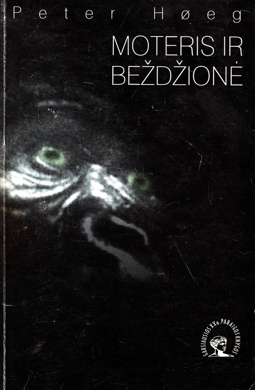 Moteris ir beždžionė