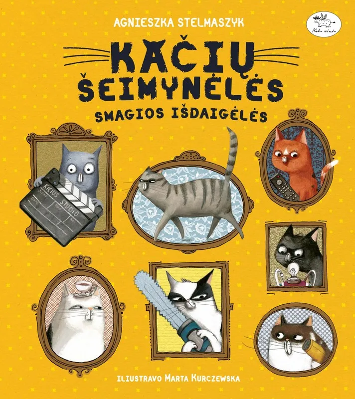 Kačių šeimynėlės smagios išdaigėlės