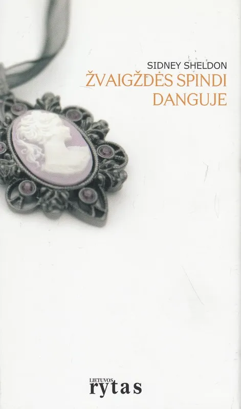 Žvaigždės spindi danguje