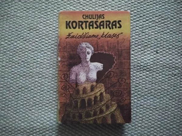 Žaidžiame 'klases"