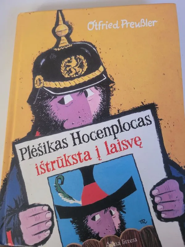 Plėšikas Hocenplocas ištrūksta į laisvę