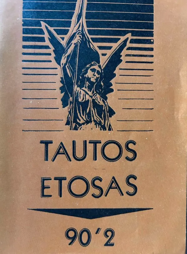 Tautos etosas 1990-2