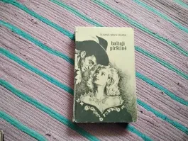 Baltoji pirštinė 1993 m.