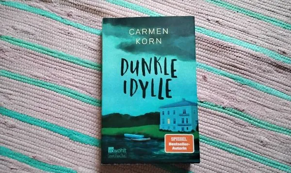 Dunkle Idylle