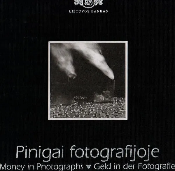 Pinigai fotografijoje