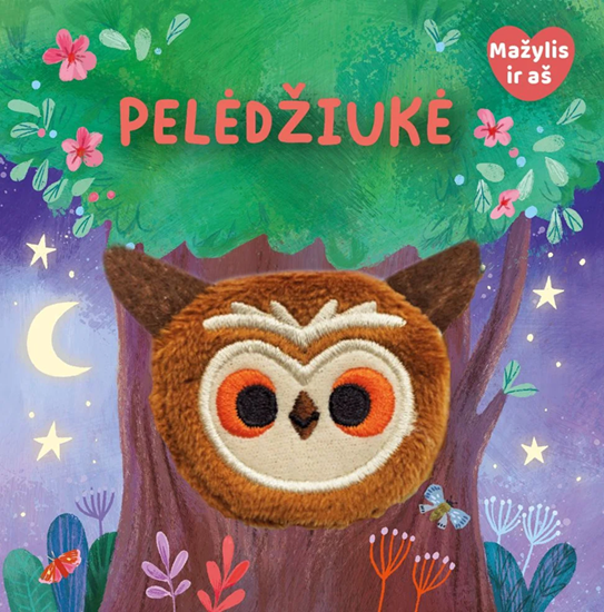 Pelėdžiukė. Su žaisliuku ant piršto