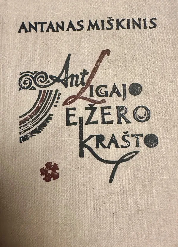 Ant Ligajo ežero krašto