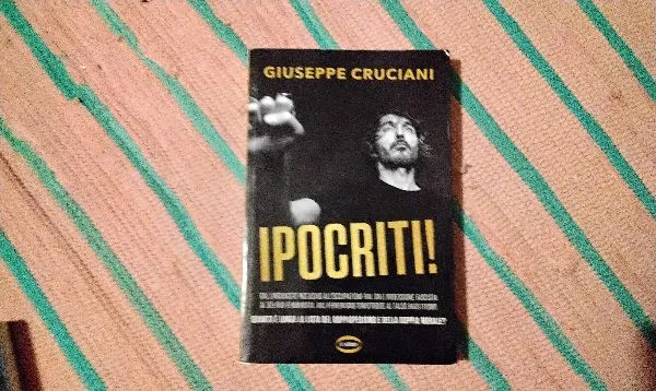 Ipocriti!