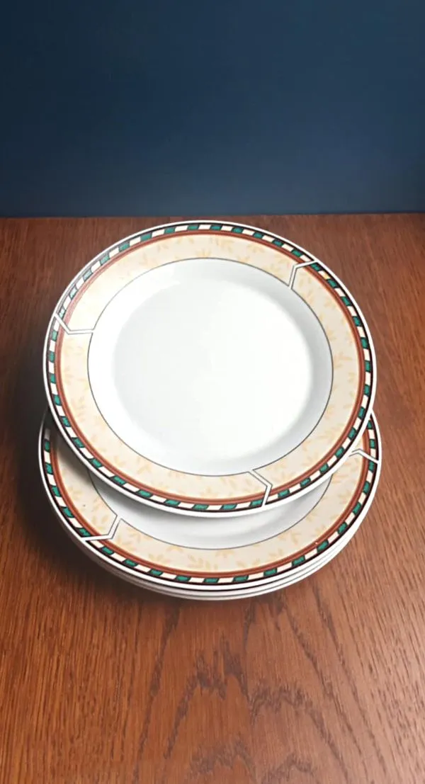 Lėkštės, 18cm, 4vnt.