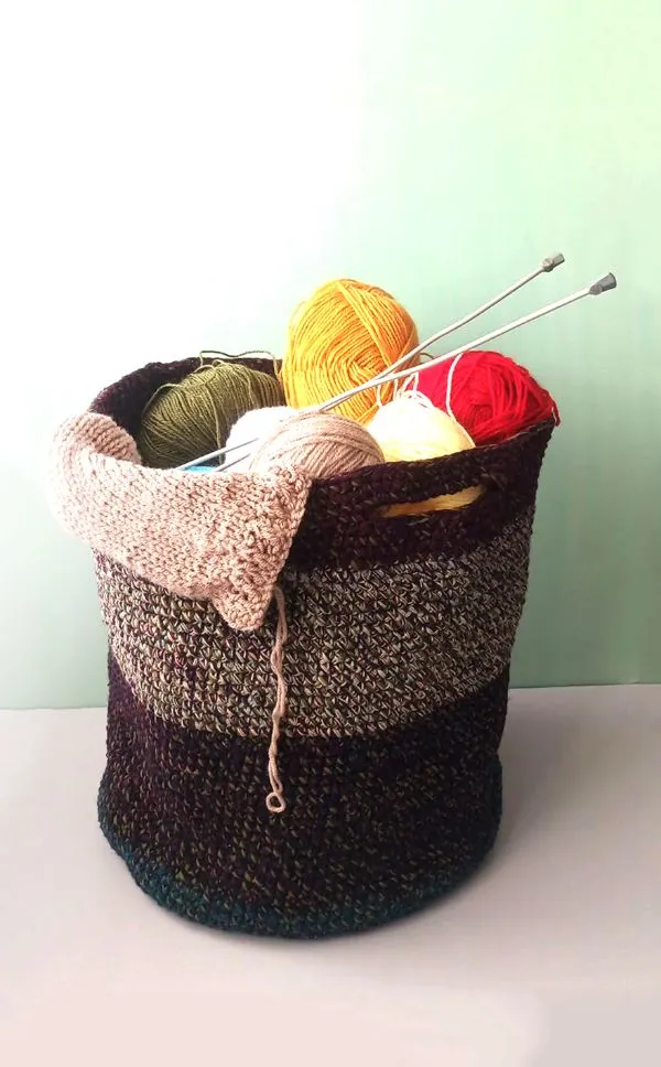 Rankų darbo didelis nertas krepšys, 25,5-28cm skersmuo