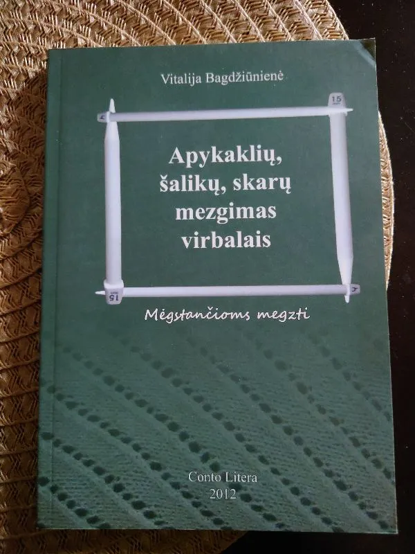 Apykaklių, šalikų, skarų mezgimas virbalais