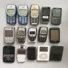 Senų Nokia telefonų ir Apple iPod rinkinys (15 vnt.) kolekcijai / dalims
