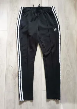 Klasikinės juodos sportinės kelnės moterims, adidas, M-S/M