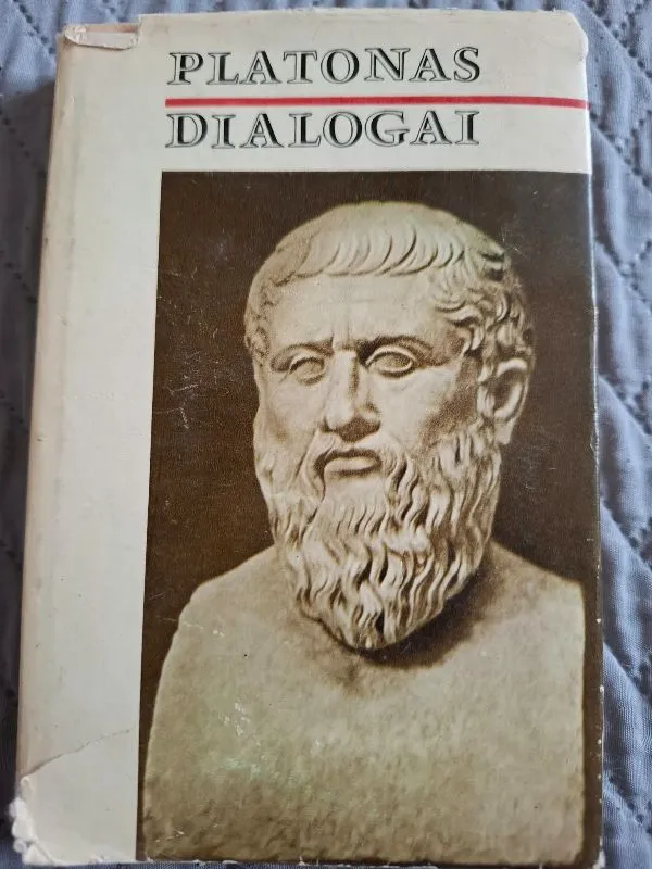 DIALOGAI