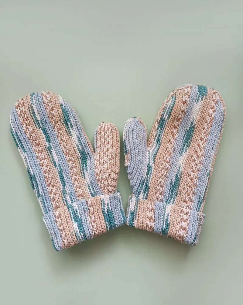 Rankų darbo nertos pirštinės (kumštinės) L/XL