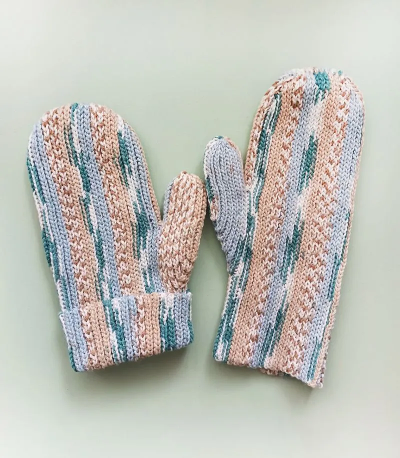 Rankų darbo nertos pirštinės (kumštinės) L/XL
