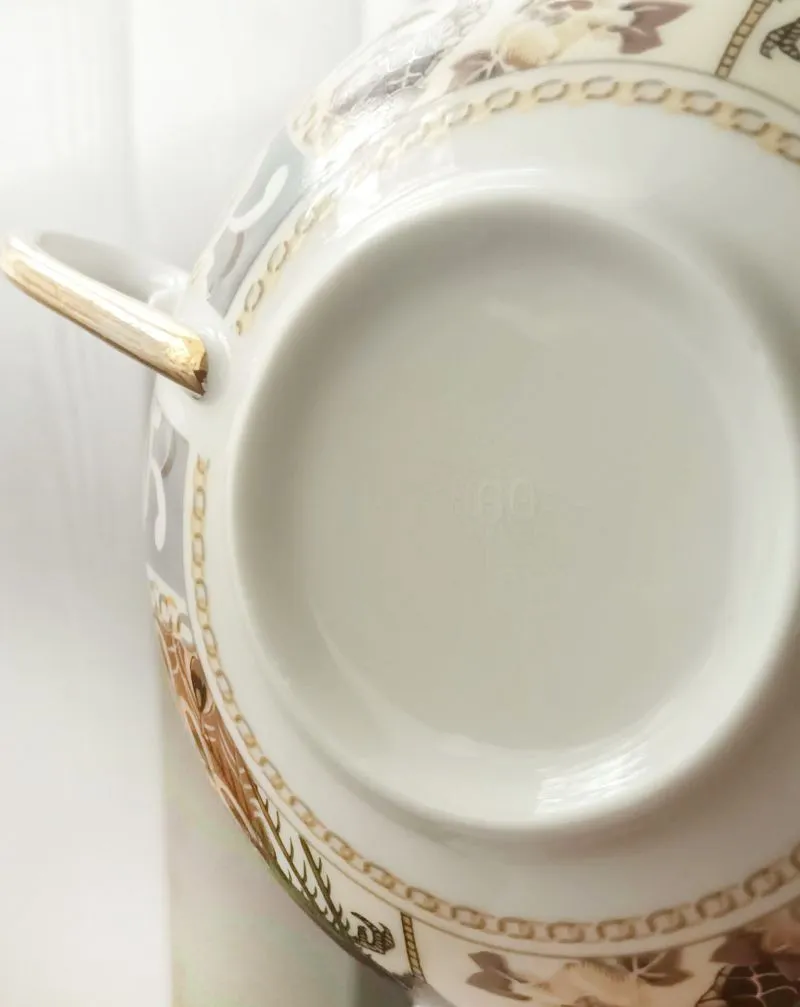 Puodeliai porceliano su povais, 250-240ml, 6vnt.